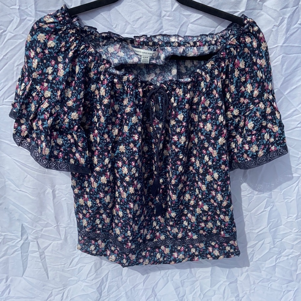 American Eagle Floral Off the Shoulder Top